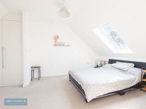 Bedroom- click for photo gallery
